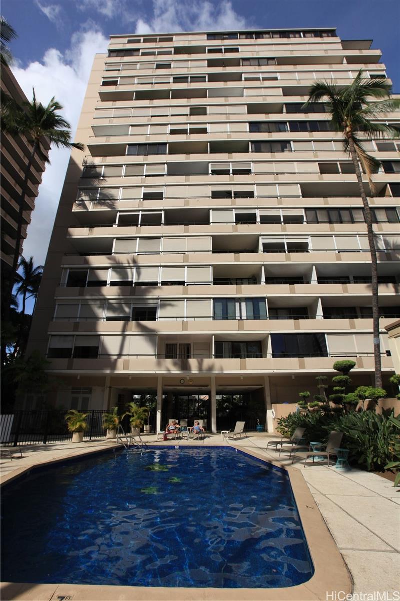 Tradewinds Hotel Inc condo # 304A, Honolulu, Hawaii - photo 2 of 8