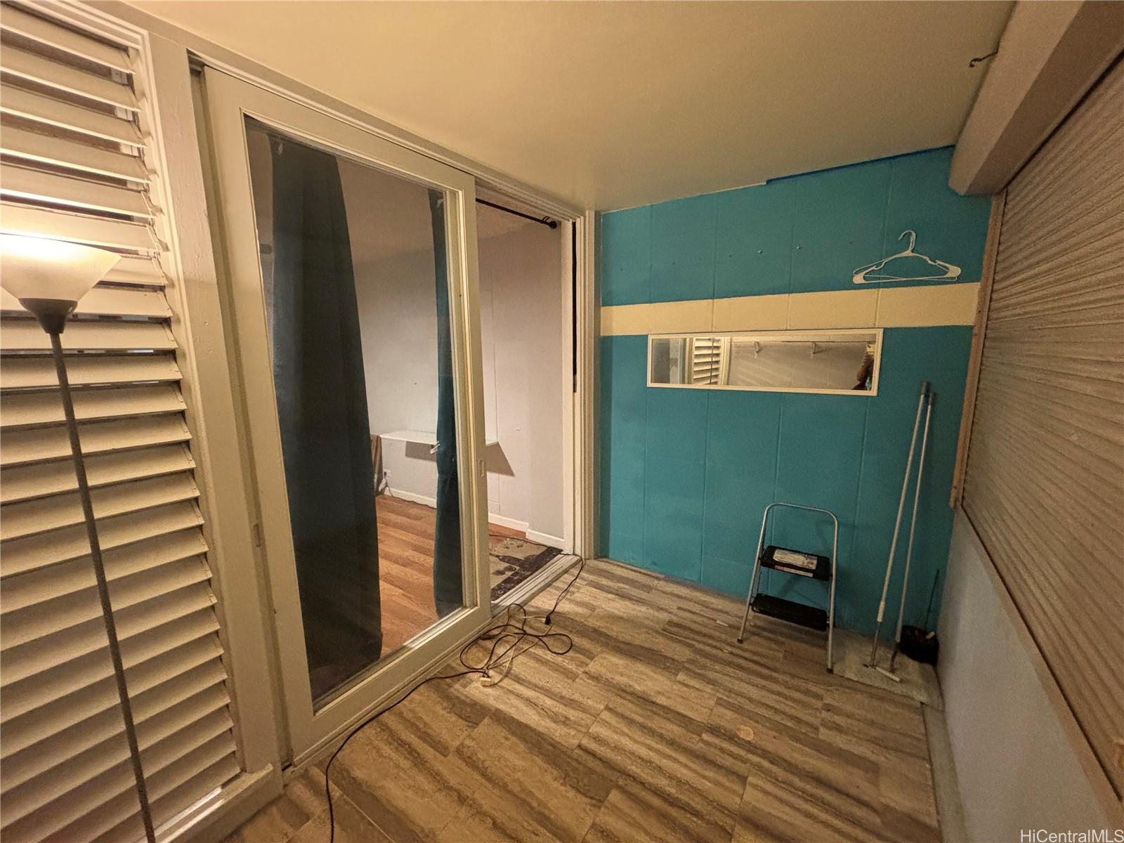 Tradewinds Hotel Inc condo # 304A, Honolulu, Hawaii - photo 16 of 23