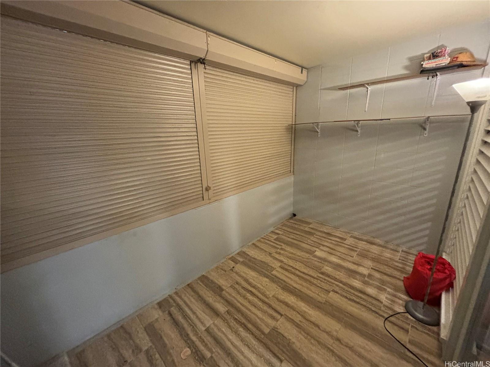 Tradewinds Hotel Inc condo # 304A, Honolulu, Hawaii - photo 18 of 23