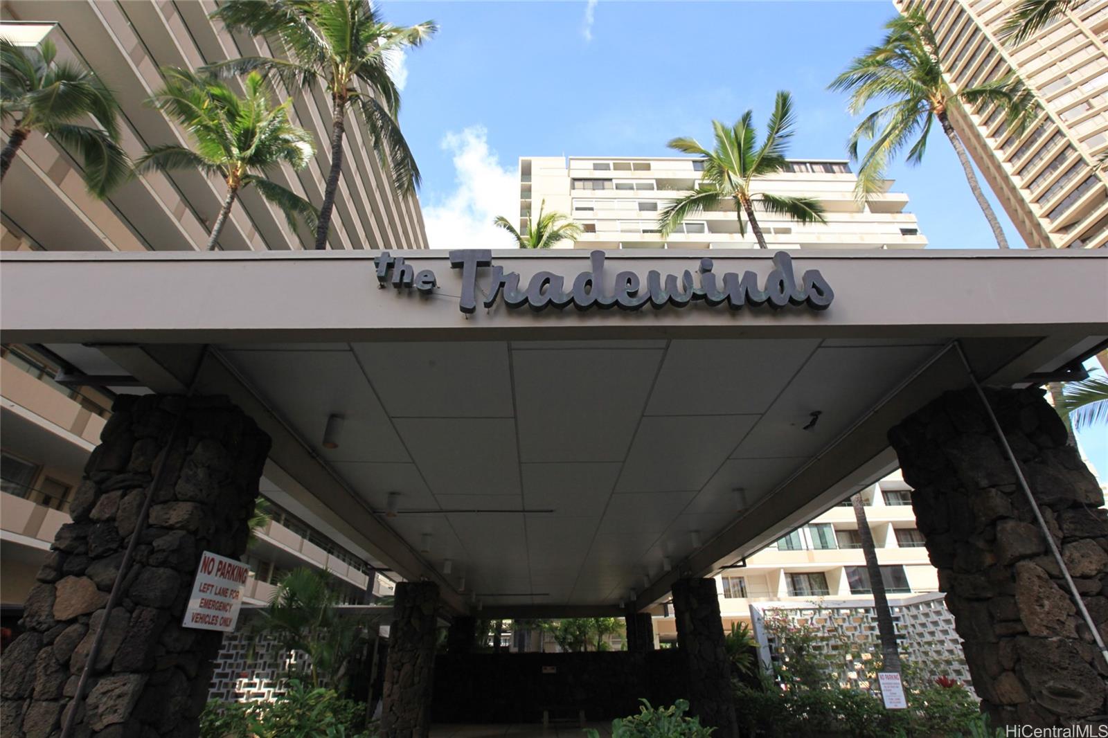 Tradewinds Hotel Inc condo # 304A, Honolulu, Hawaii - photo 4 of 8