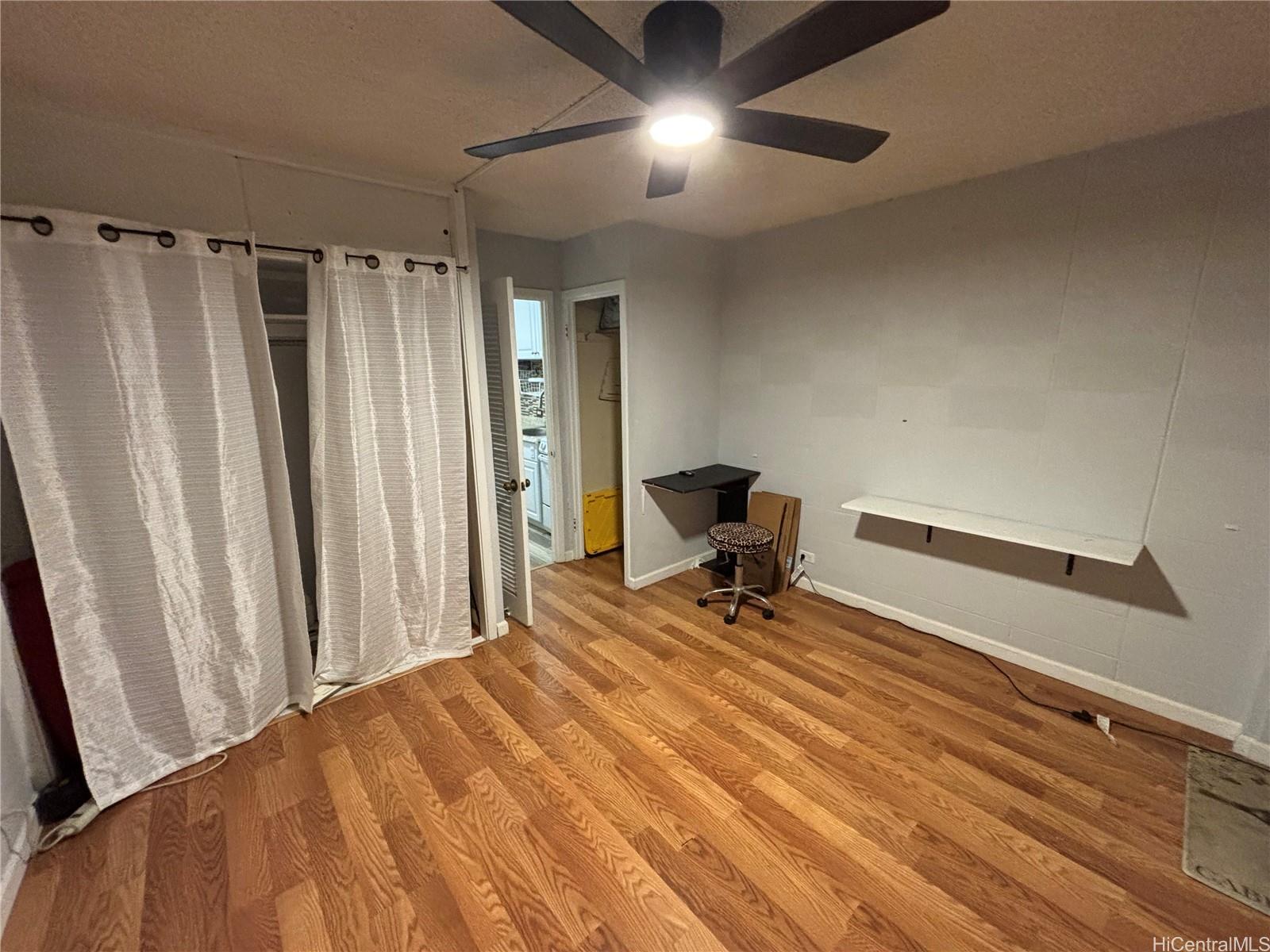 Tradewinds Hotel Inc condo # 304A, Honolulu, Hawaii - photo 5 of 23