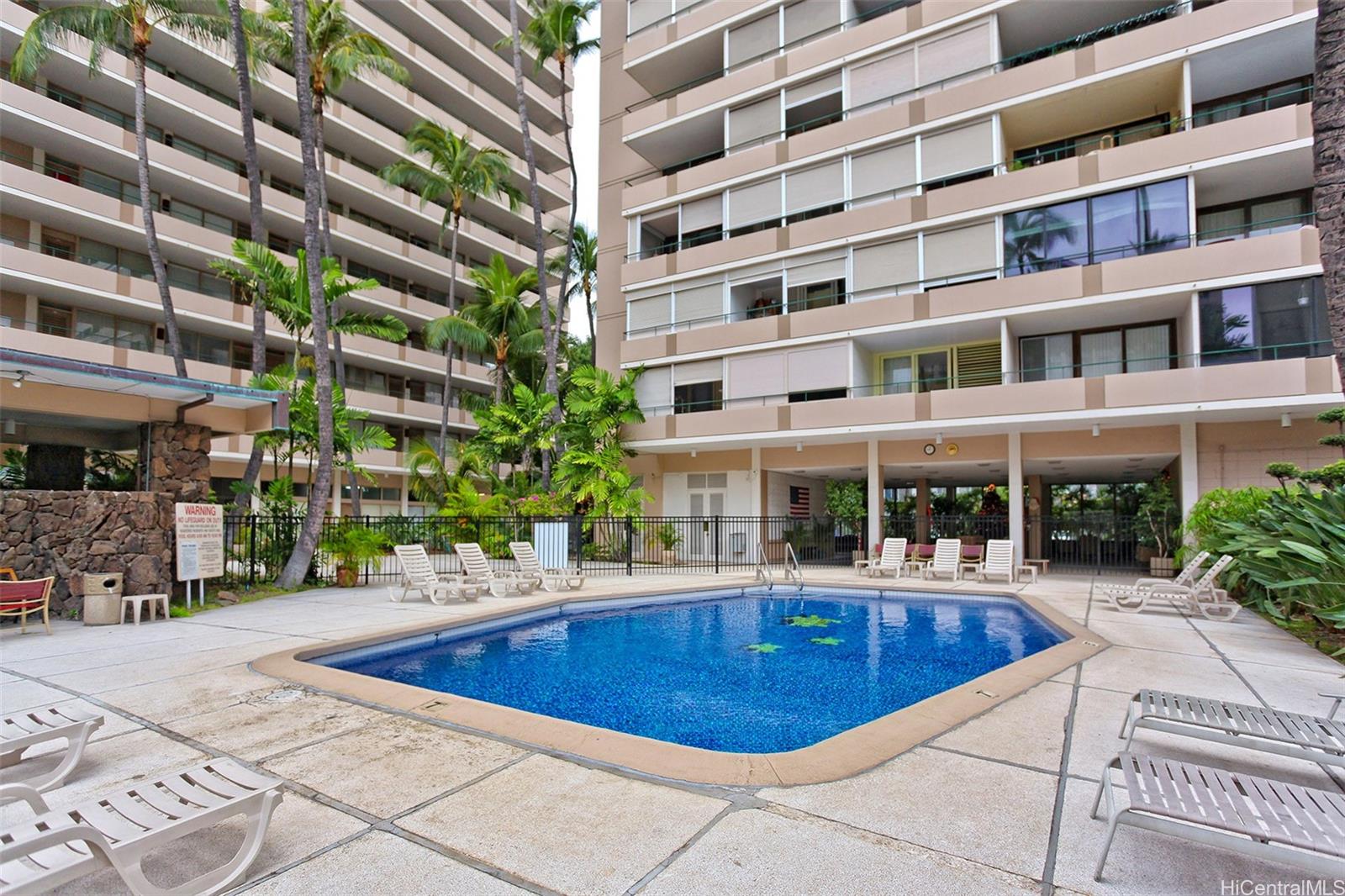 1720 Ala Moana Blvd Honolulu - Rental - photo 2 of 4