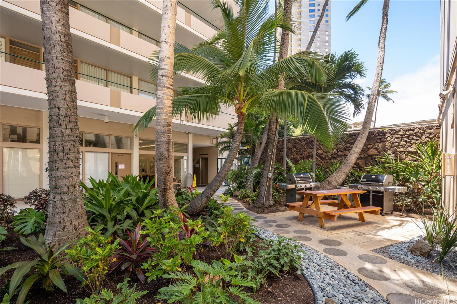 Tradewinds Hotel Inc 509A, 1720 Ala Moana Blvd, Honolulu Waikiki