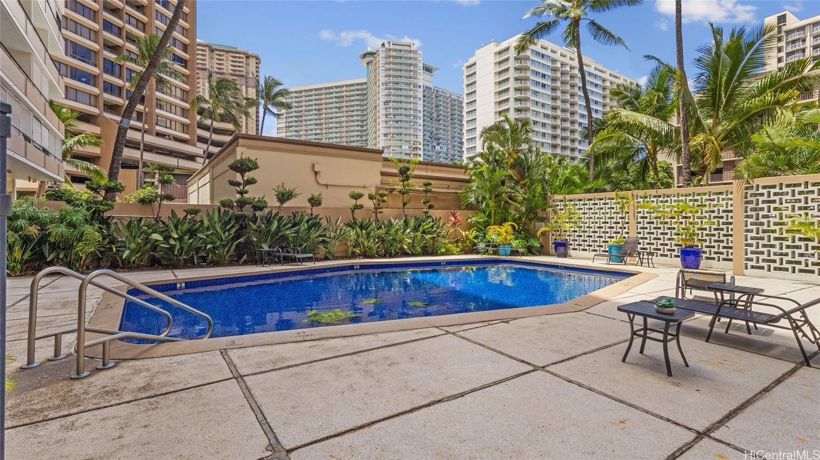 Tradewinds Hotel Inc condo # 803B, Honolulu, Hawaii - photo 15 of 18