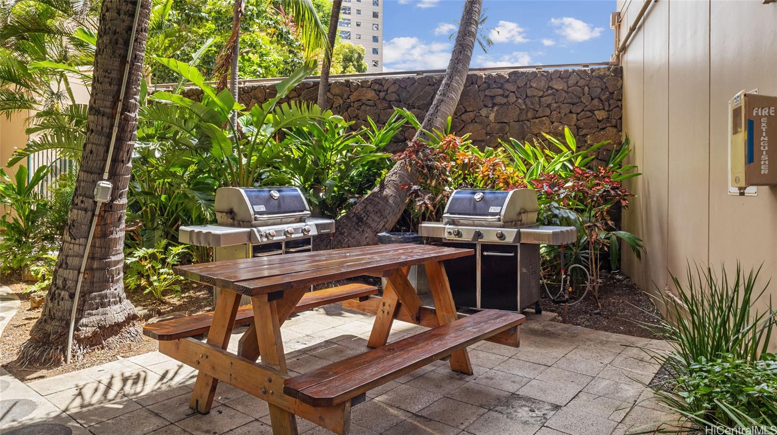 Tradewinds Hotel Inc condo # 803B, Honolulu, Hawaii - photo 17 of 18