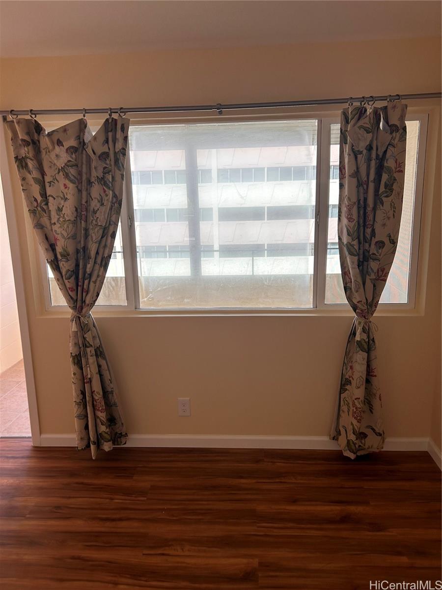 Tradewinds Hotel Inc condo # 906A, Honolulu, Hawaii - photo 9 of 13