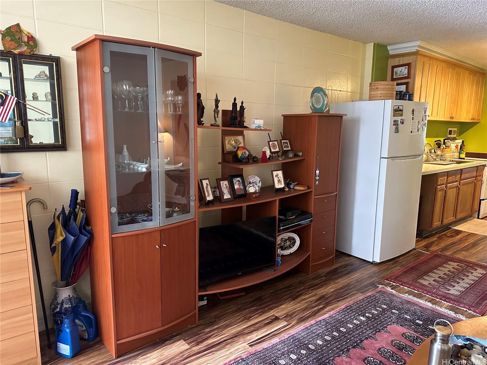 Tradewinds Hotel Inc condo # A504, Honolulu, Hawaii - photo 4 of 11