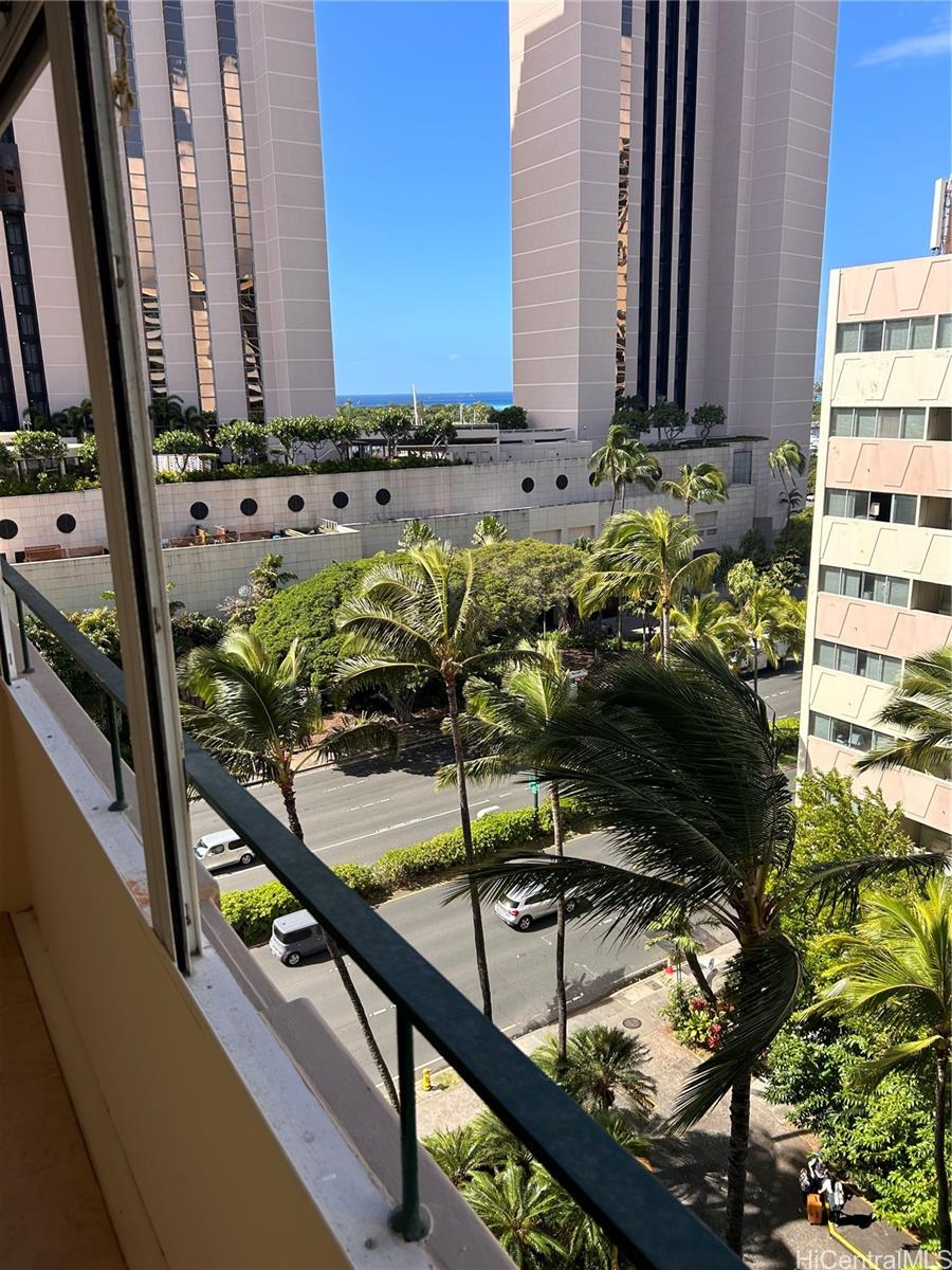 Tradewinds Hotel Inc condo # A906, Honolulu, Hawaii - photo 13 of 14