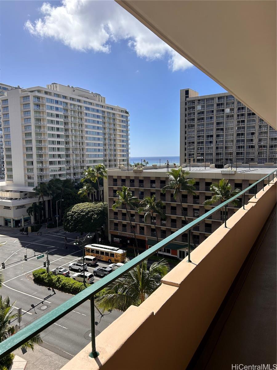 Tradewinds Hotel Inc condo # A906, Honolulu, Hawaii - photo 4 of 14