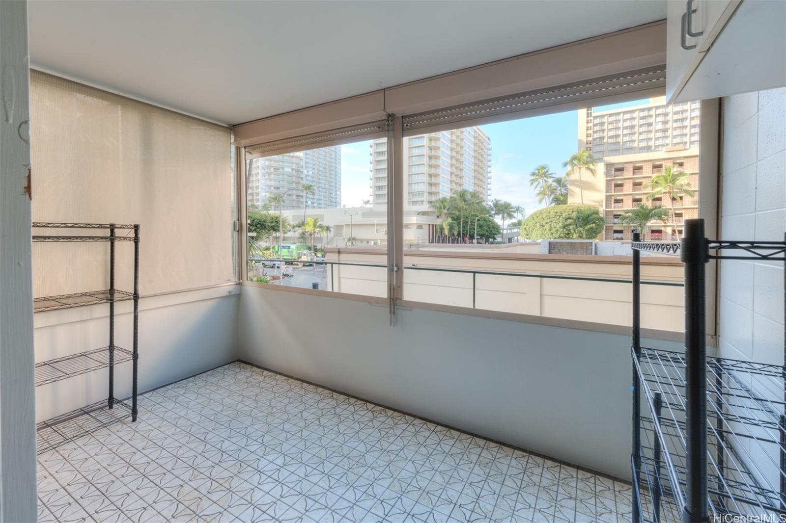 Tradewinds Hotel Inc condo # B208, Honolulu, Hawaii - photo 11 of 18