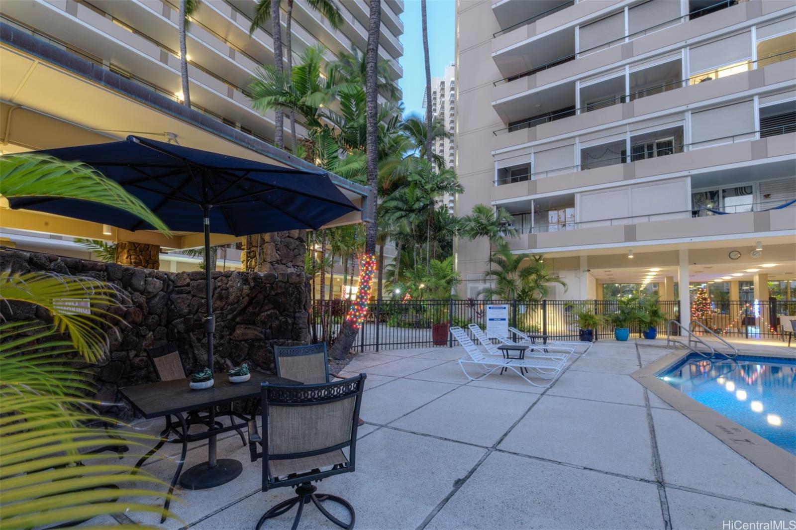 Tradewinds Hotel Inc condo # B208, Honolulu, Hawaii - photo 14 of 18