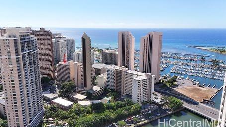 Tradewinds Hotel Inc condo # B506, Honolulu, Hawaii - photo 3 of 17