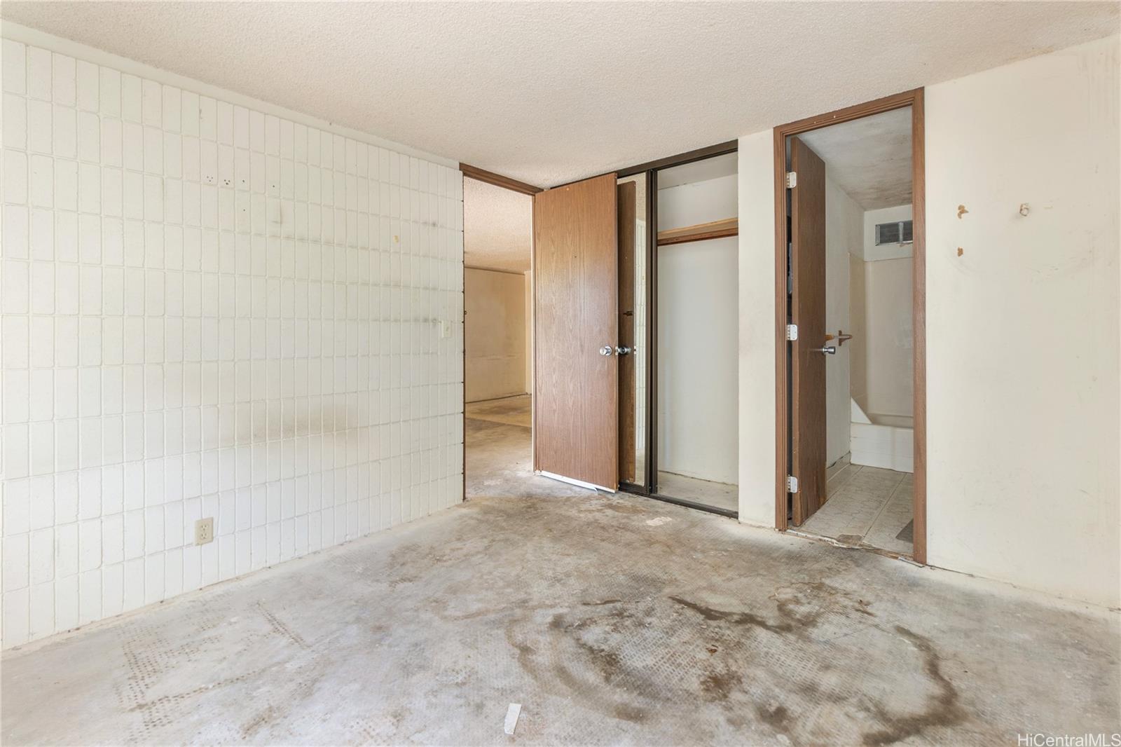 Nuuanu Park Place condo # B206, Honolulu, Hawaii - photo 4 of 16