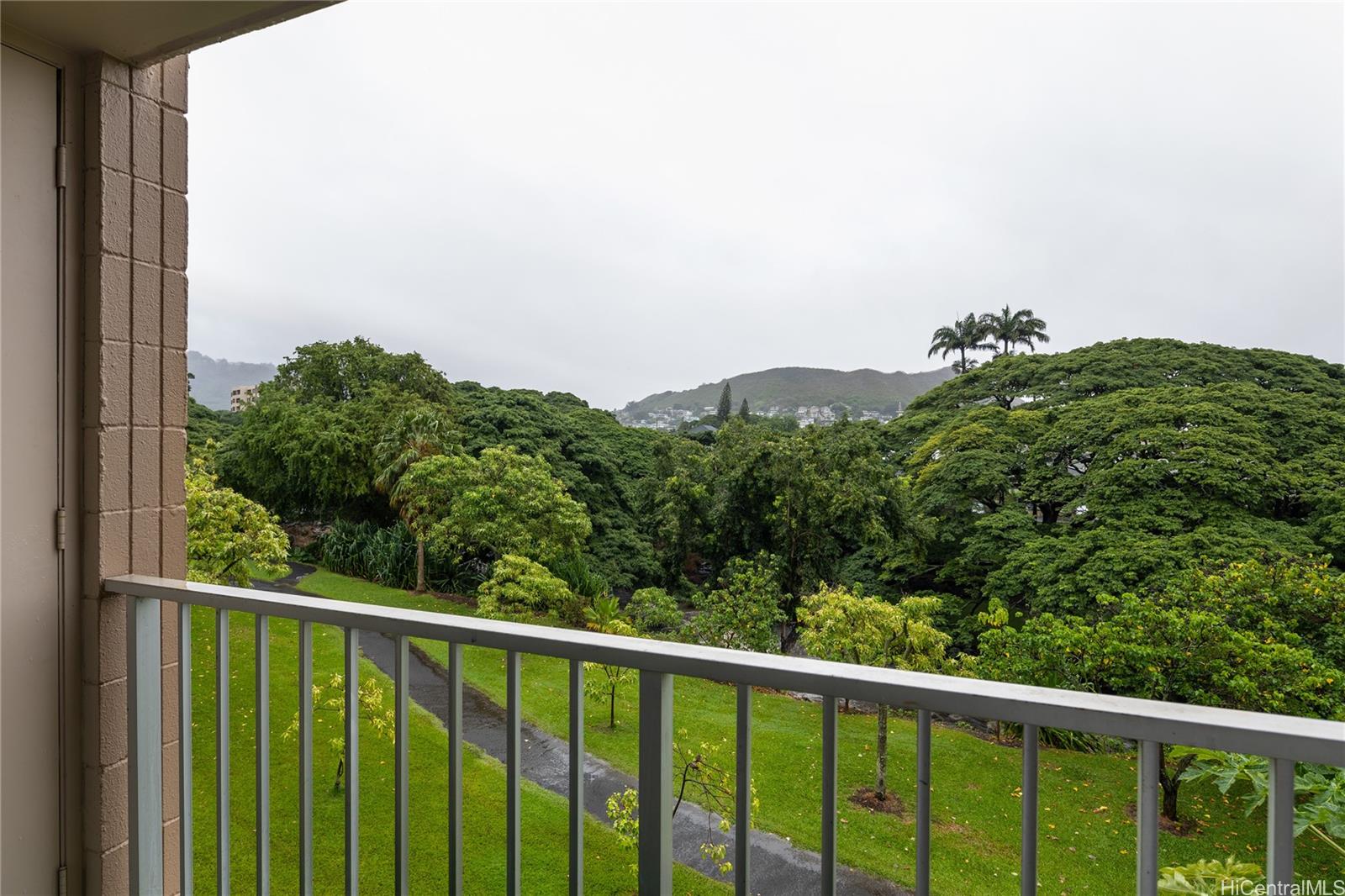 Nuuanu Park Place condo # B508, Honolulu, Hawaii - photo 17 of 24