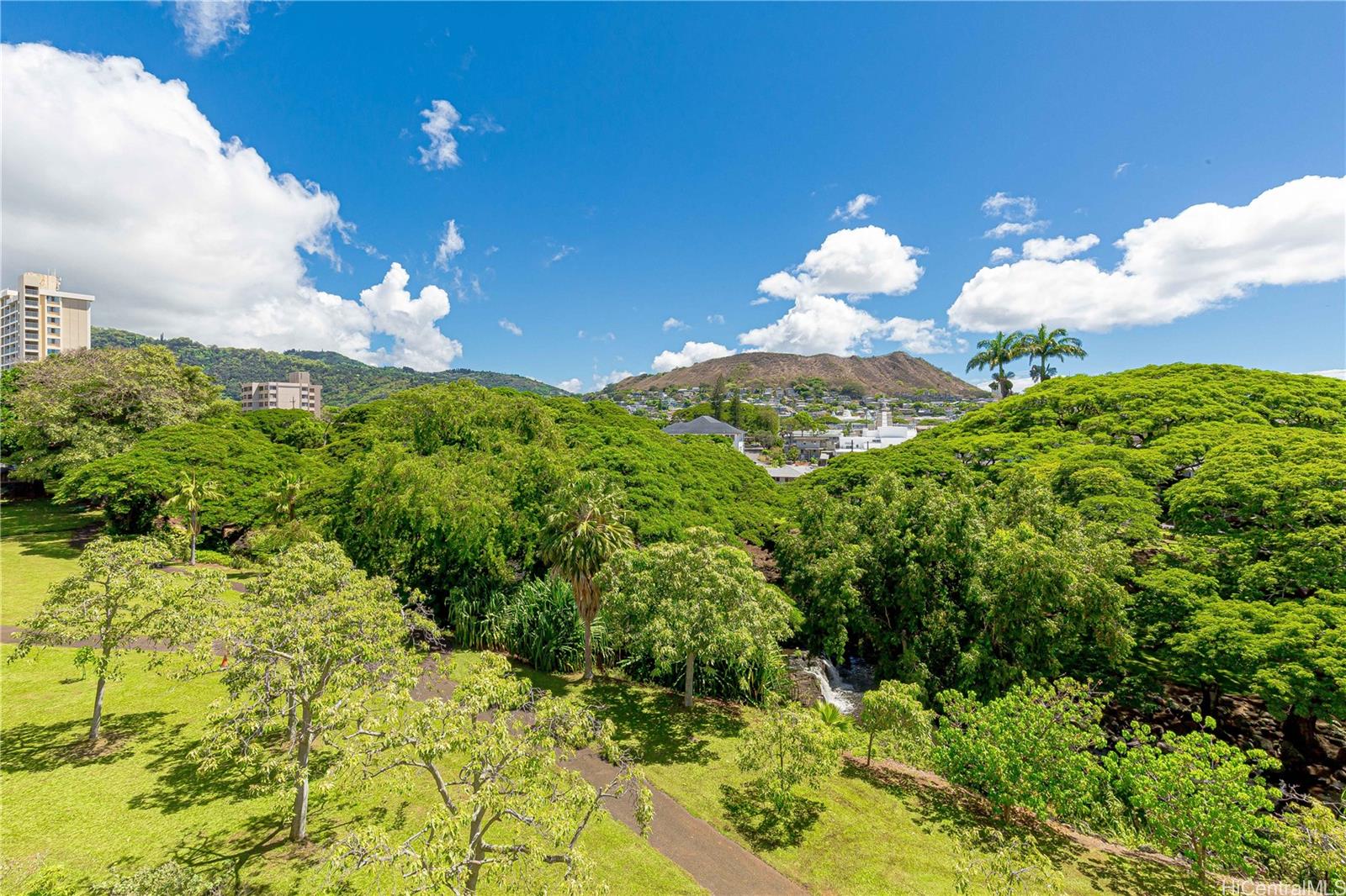 Nuuanu Park Place condo # B/PH9, Honolulu, Hawaii - photo 19 of 24