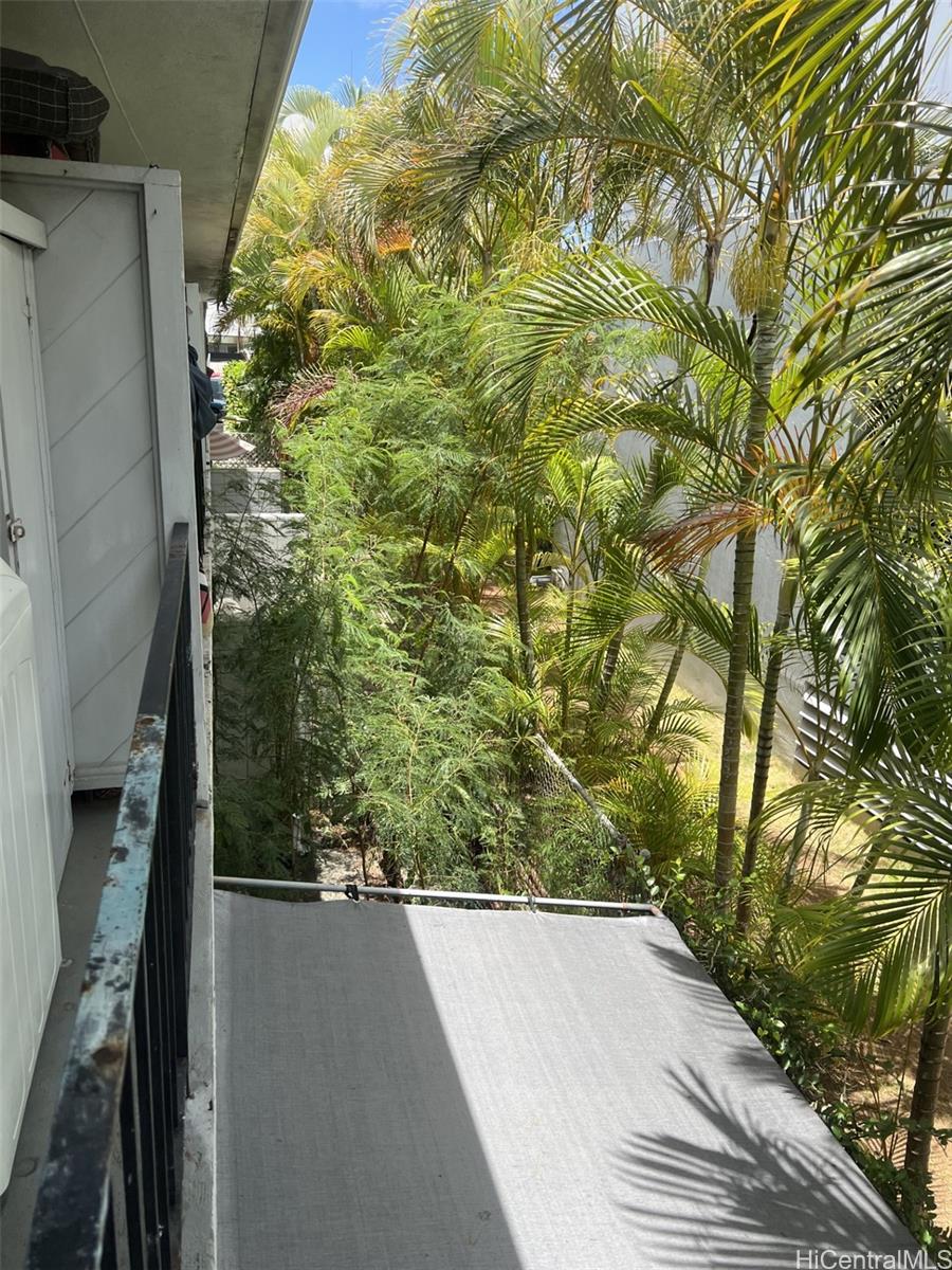 Hale Poki condo # 201, Honolulu, Hawaii - photo 18 of 20