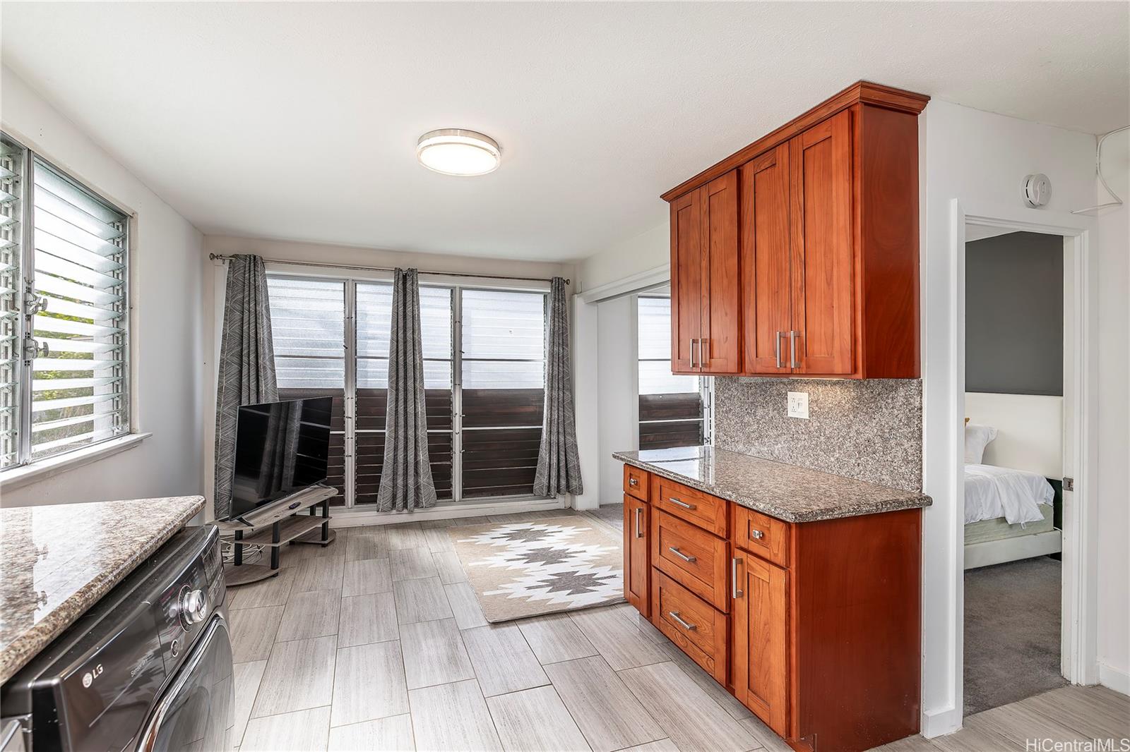 Hale Poki condo # 207, Honolulu, Hawaii - photo 2 of 5