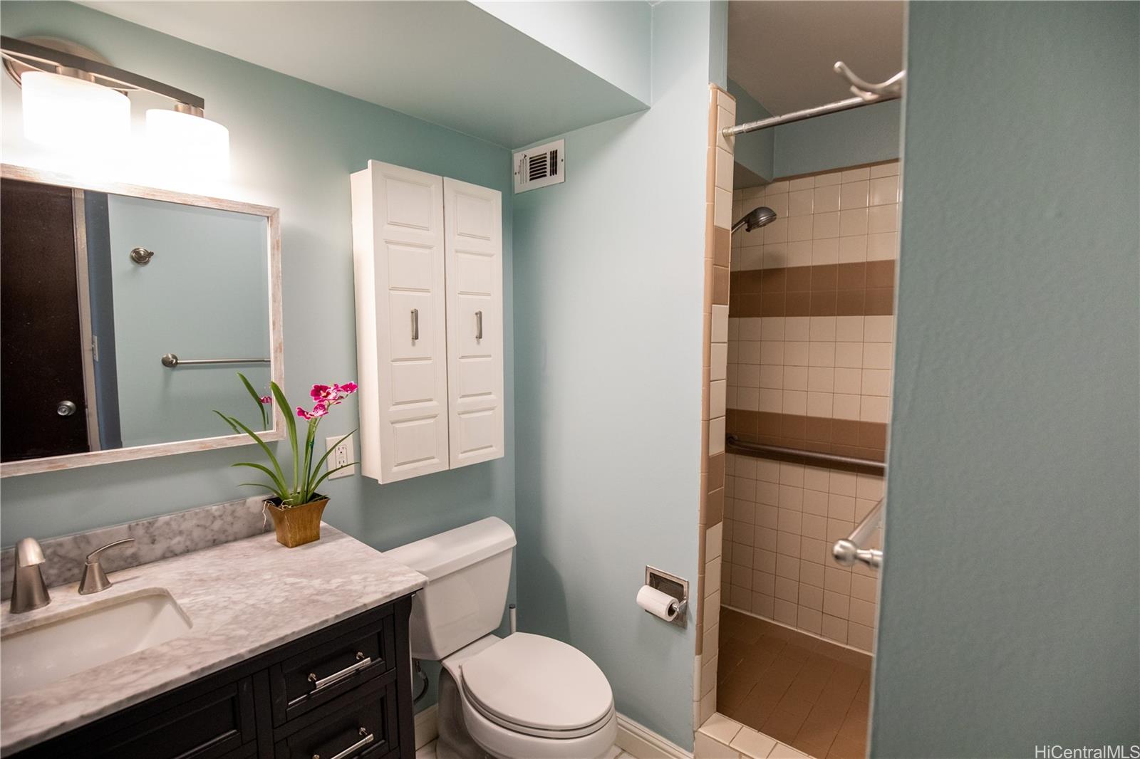 Makiki Holiday condo # 302, HONOLULU, Hawaii - photo 12 of 22