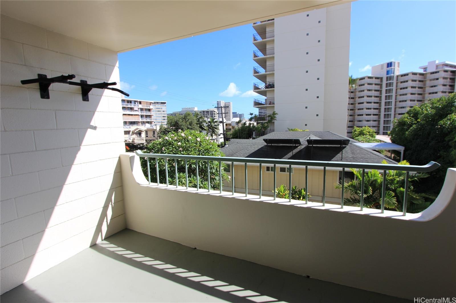 Makiki Holiday condo # 302, HONOLULU, Hawaii - photo 18 of 22