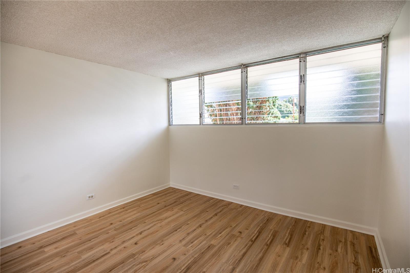 Makiki Holiday condo # 302, HONOLULU, Hawaii - photo 8 of 22