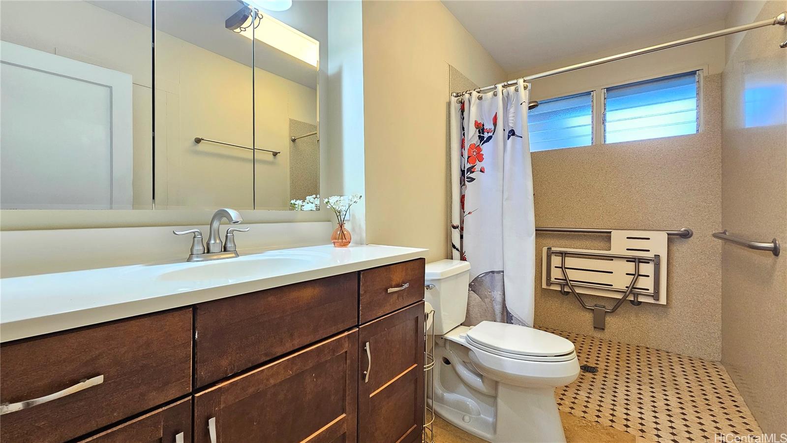 1723  Day Place Kalihi-lower, Honolulu home - photo 14 of 24