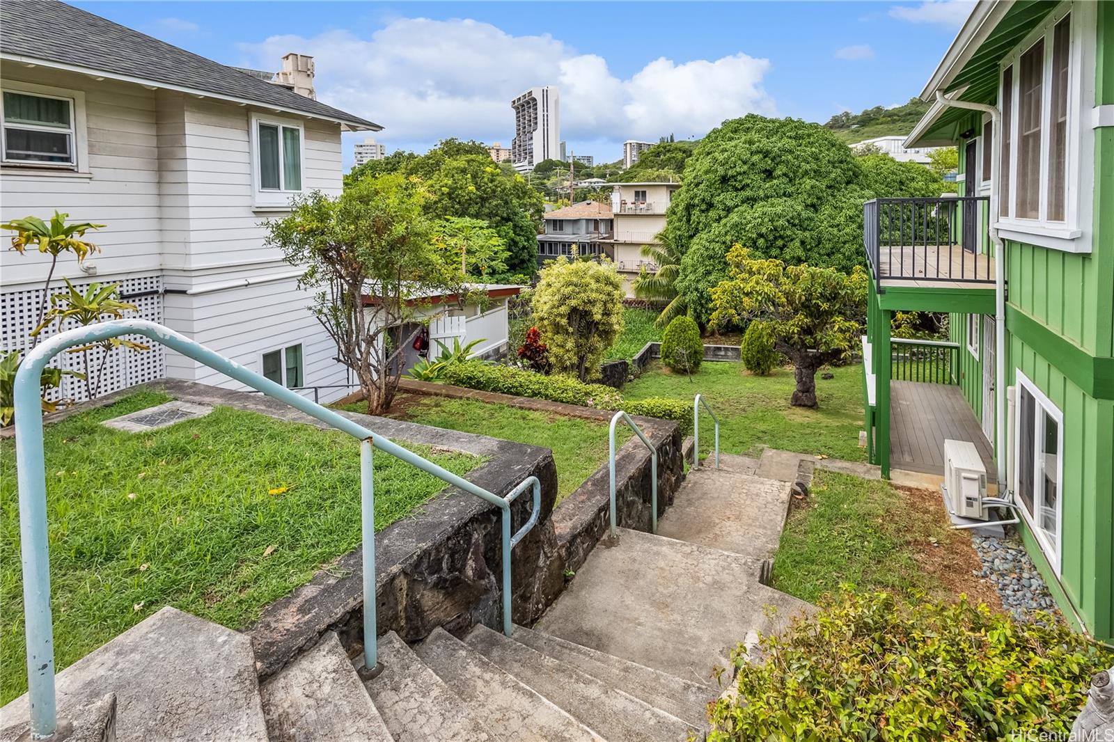 1724  Lewalani Drive Makiki, Honolulu home - photo 20 of 24