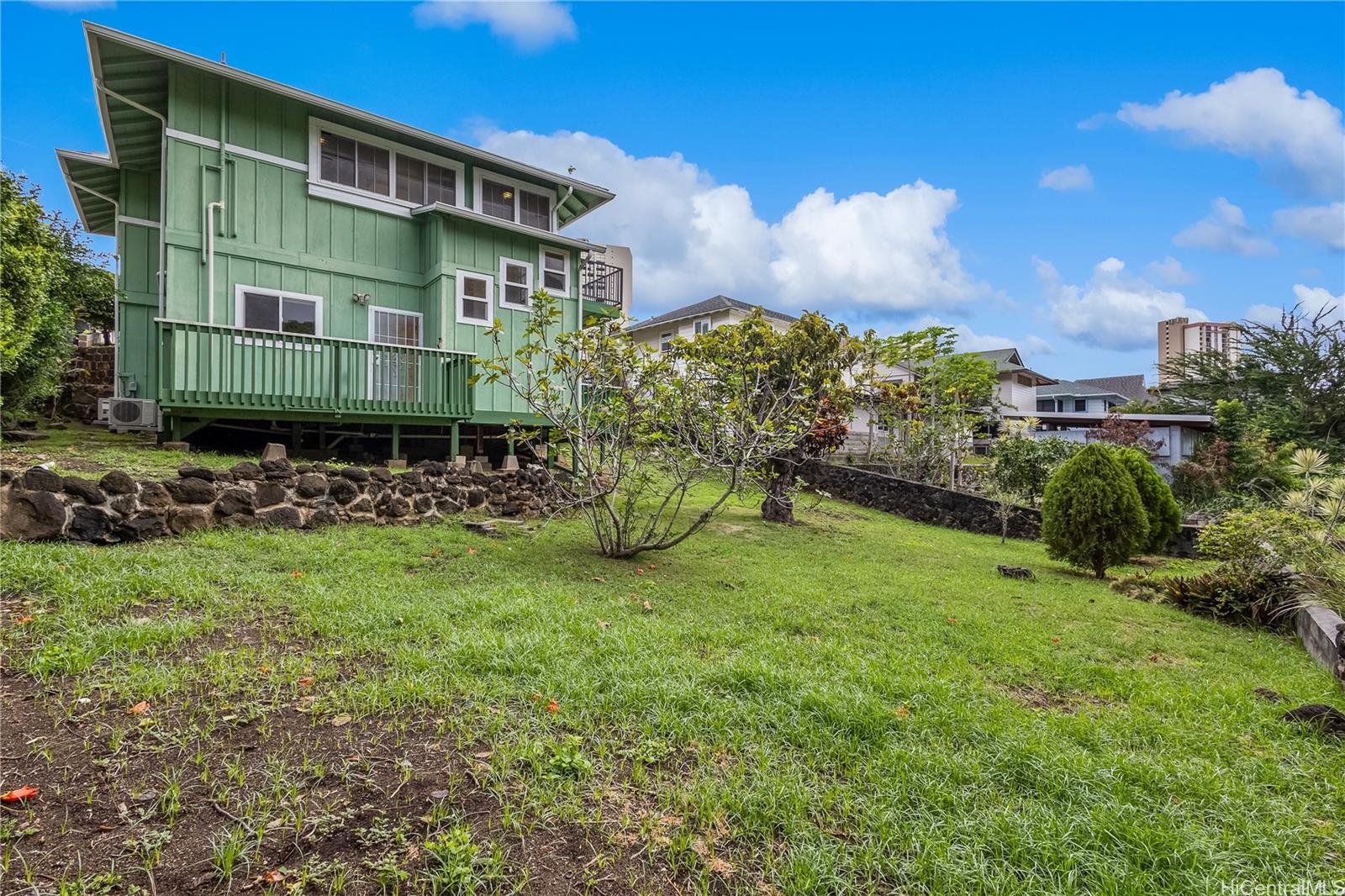 1724  Lewalani Drive Makiki, Honolulu home - photo 22 of 25