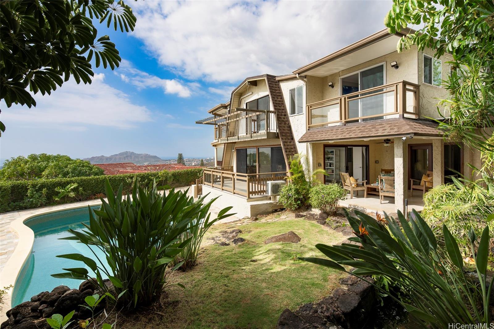 1727  Kumakani Loop Waialae Iki, Diamond Head home - photo 11 of 25