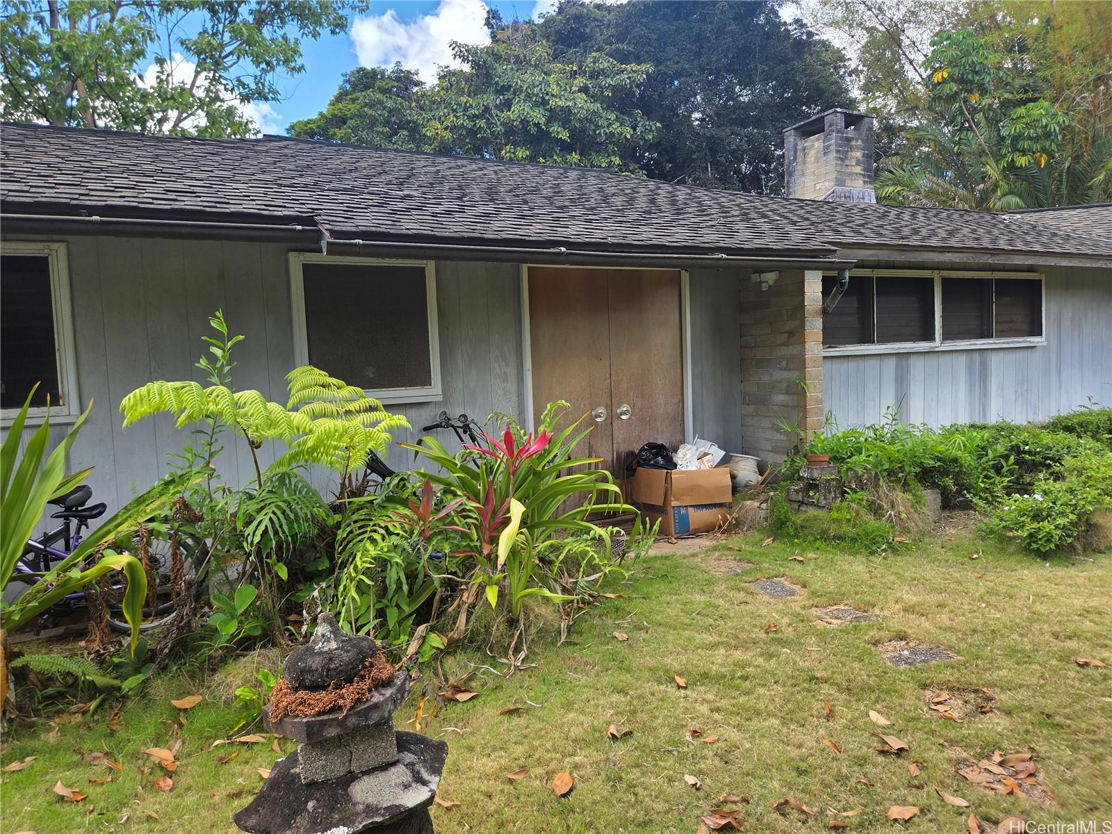 1732  Glen Ave Wahiawa Heights, Central home - photo 3 of 25