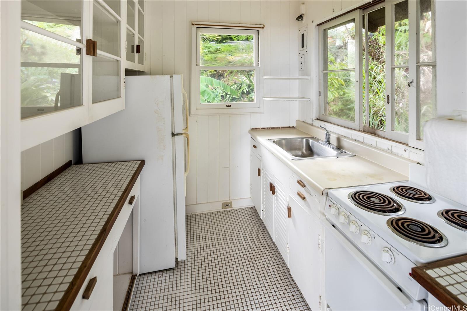 1732-A  Mikahala Way Wilhelmina, Diamond Head home - photo 25 of 25