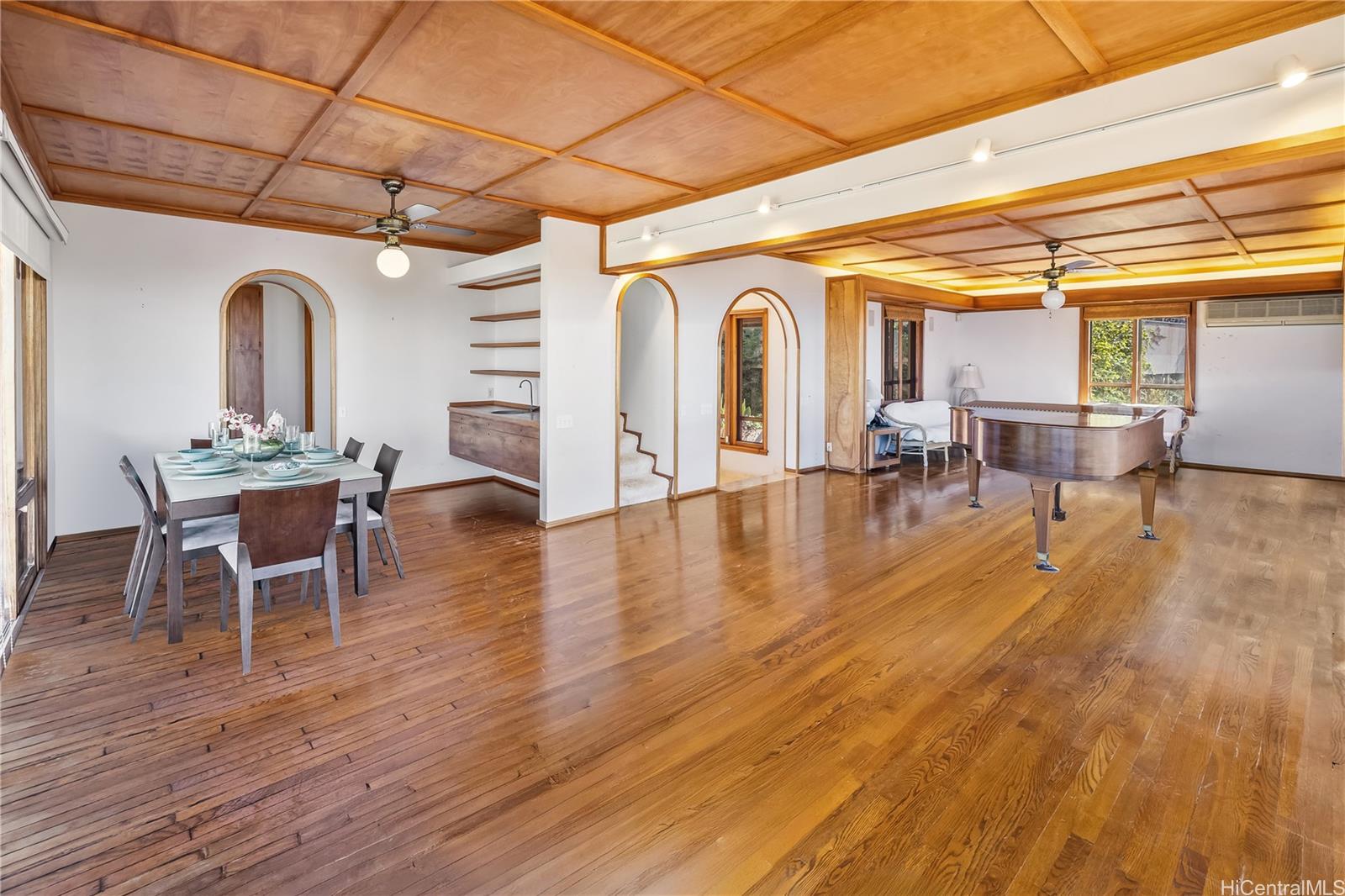 1732-A  Mikahala Way Wilhelmina, Diamond Head home - photo 7 of 25