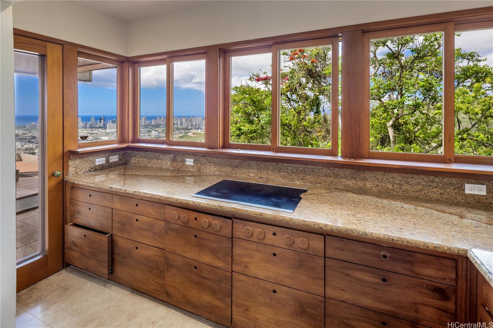 1732-A  Mikahala Way Wilhelmina, Diamond Head home - photo 8 of 25