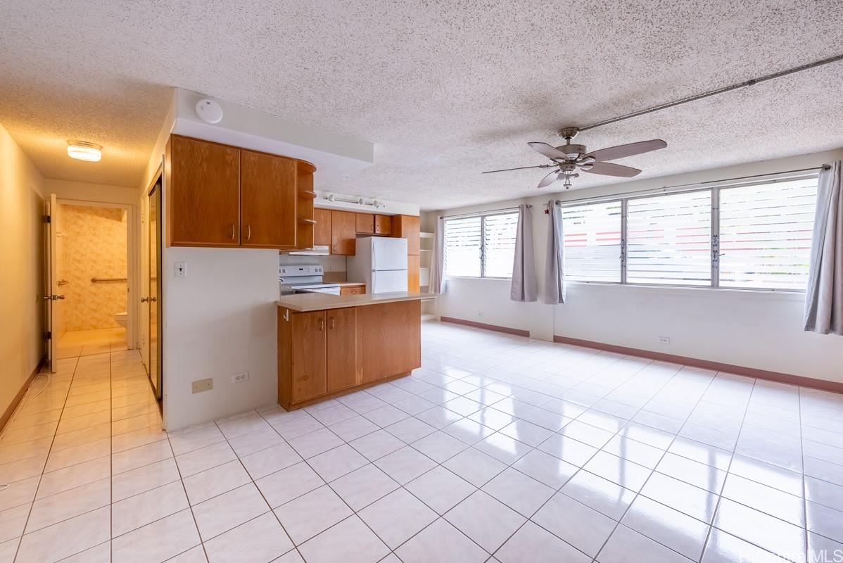 Tiare Apts condo # 106, Honolulu, Hawaii - photo 3 of 21