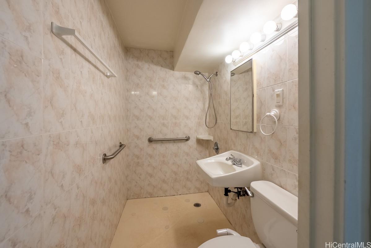 Tiare Apts condo # 106, Honolulu, Hawaii - photo 10 of 21