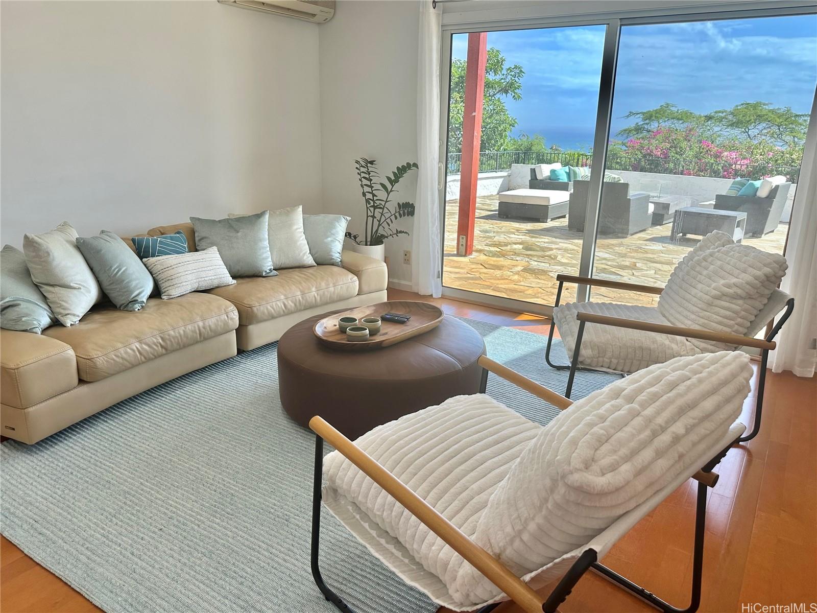 1735  Laukahi Street Waialae Iki, Diamond Head home - photo 21 of 25