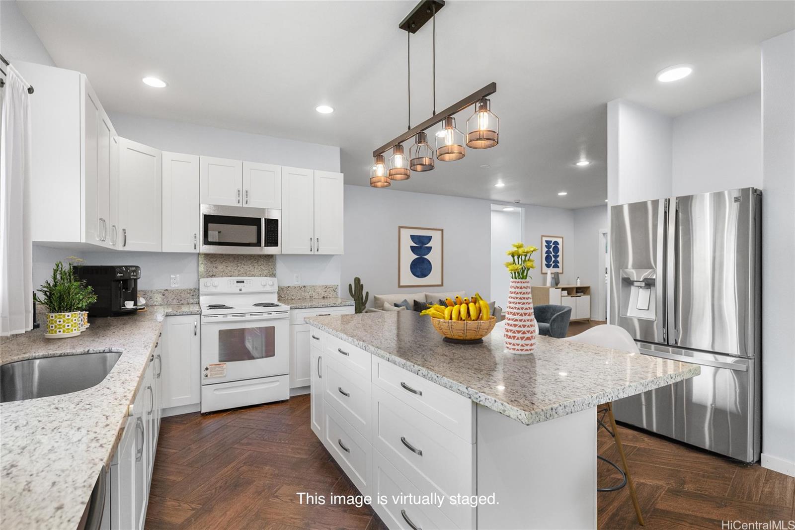 1736  Gulick Ave Kalihi-lower, Honolulu home - photo 2 of 25