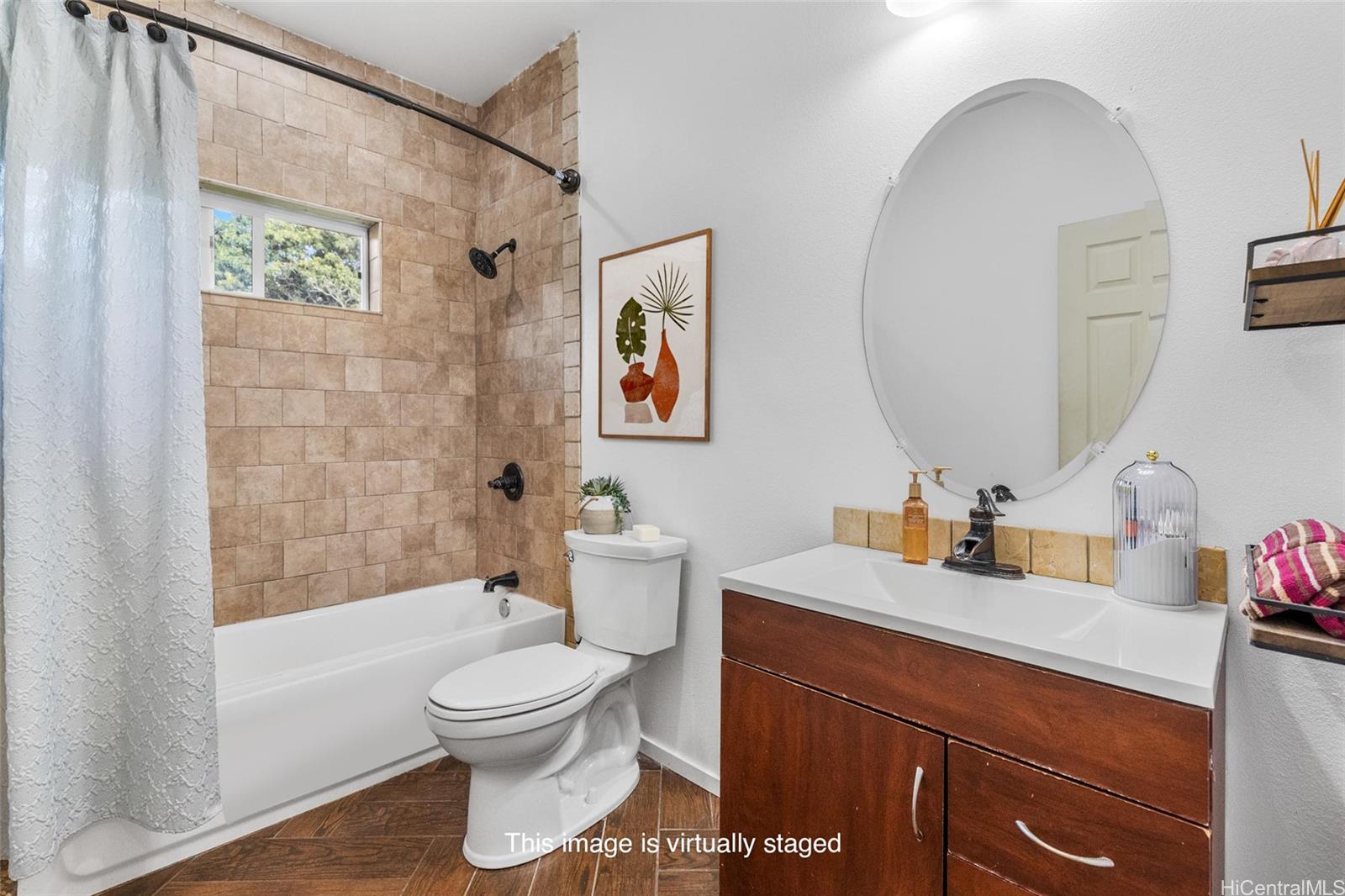 1736  Gulick Ave Kalihi-lower, Honolulu home - photo 13 of 25