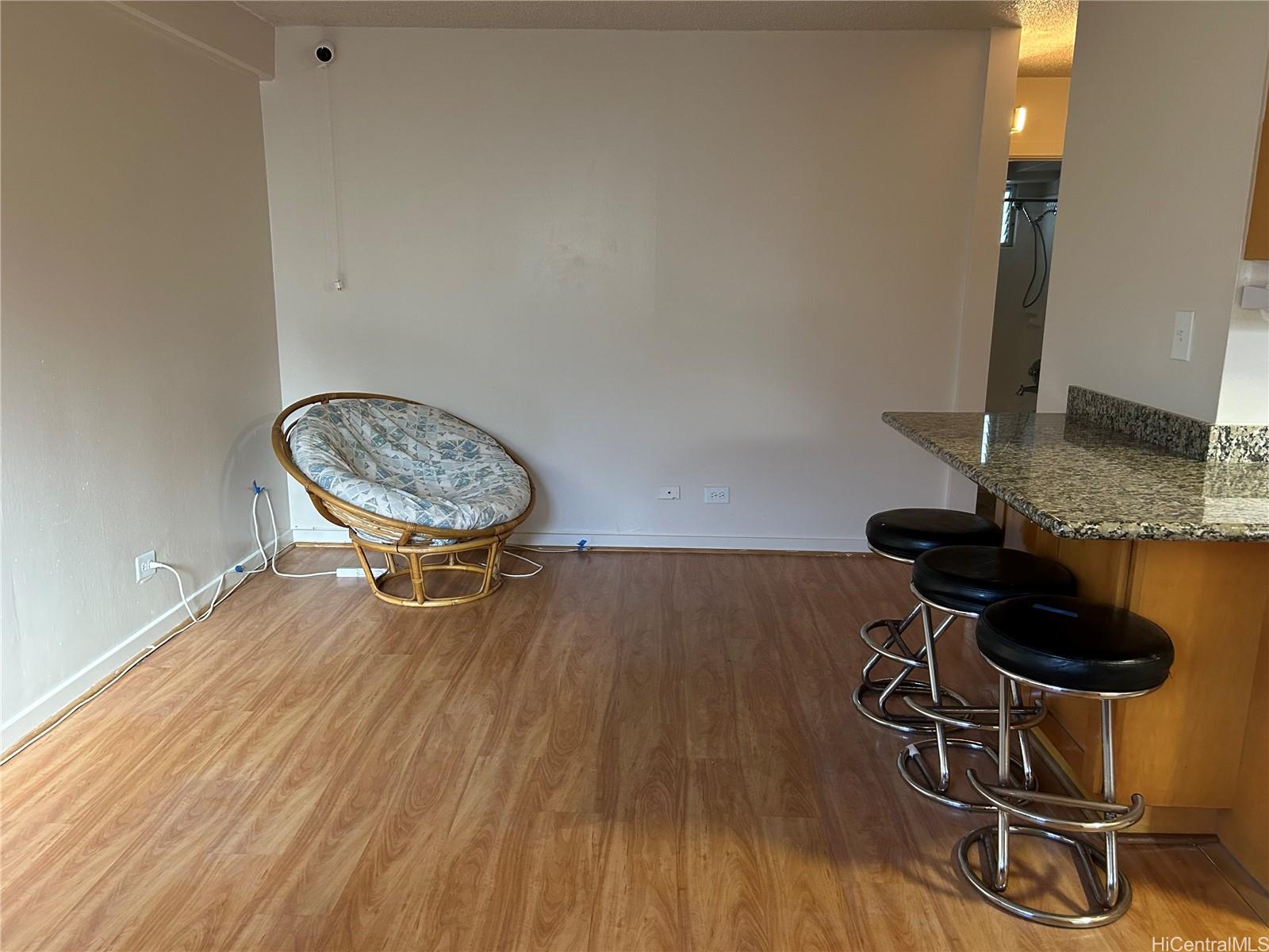 1737 S Beretania St Honolulu - Rental - photo 4 of 7