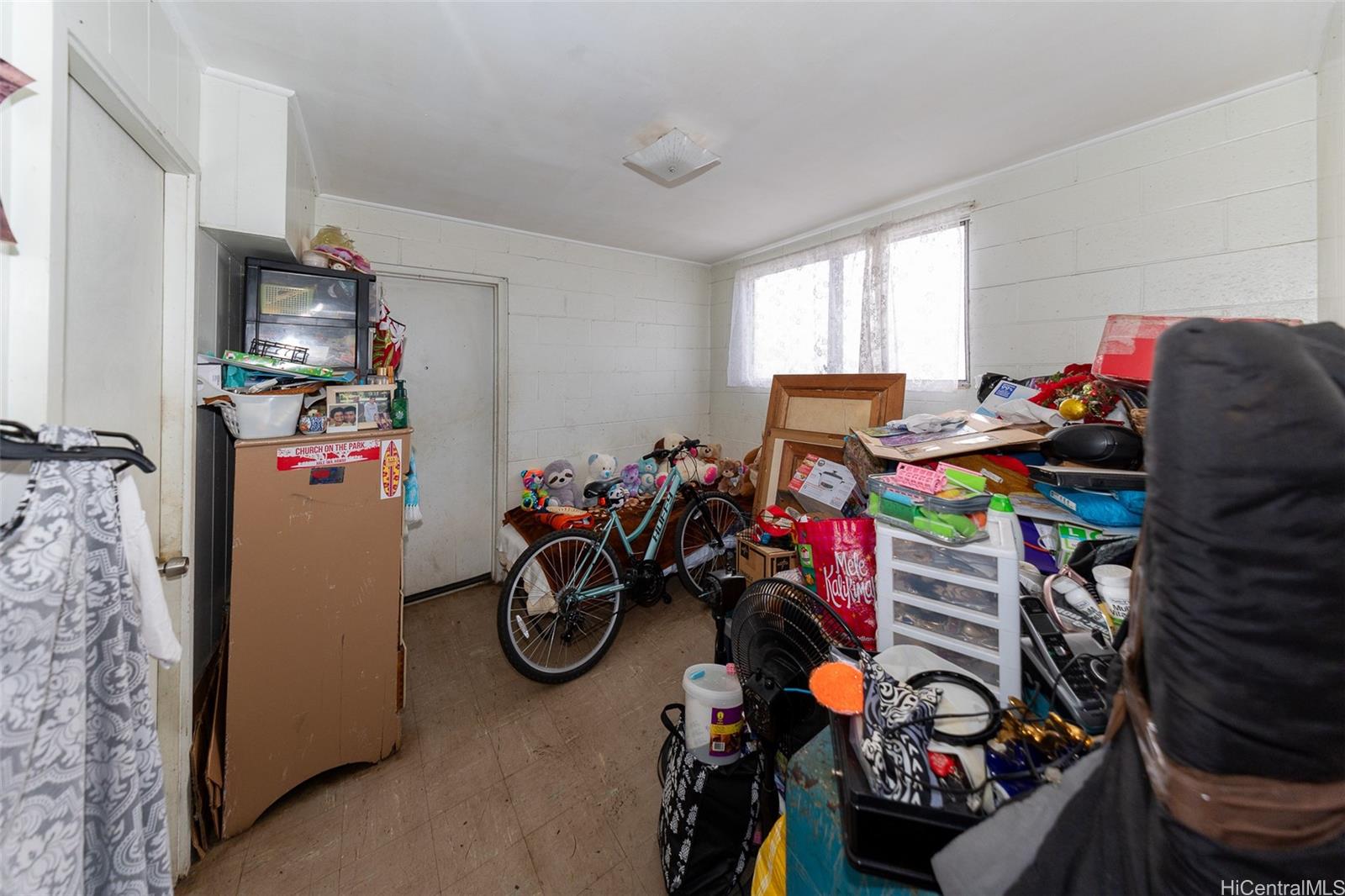 174 Wilikina Drive Wahiawa - Multi-family - photo 4 of 23