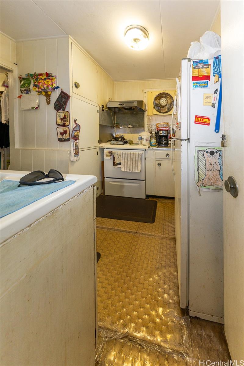 174 Wilikina Drive Wahiawa - Multi-family - photo 8 of 23