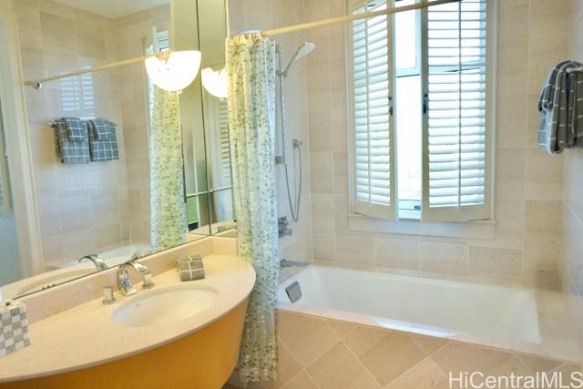 Courtyards At Punahou condo # 1, Honolulu, Hawaii - photo 11 of 24