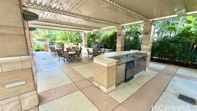 Courtyards At Punahou condo # 1, Honolulu, Hawaii - photo 22 of 24