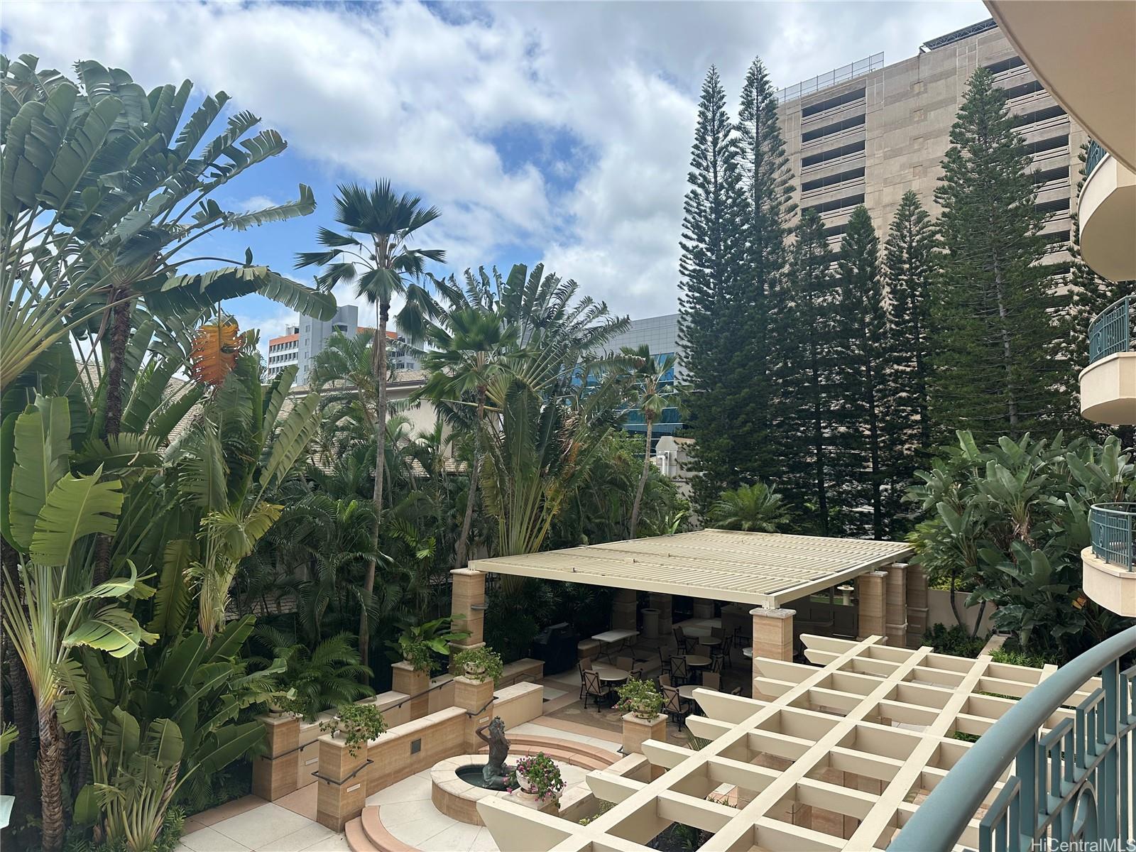 Courtyards At Punahou condo # 33, Honolulu, Hawaii - photo 21 of 25