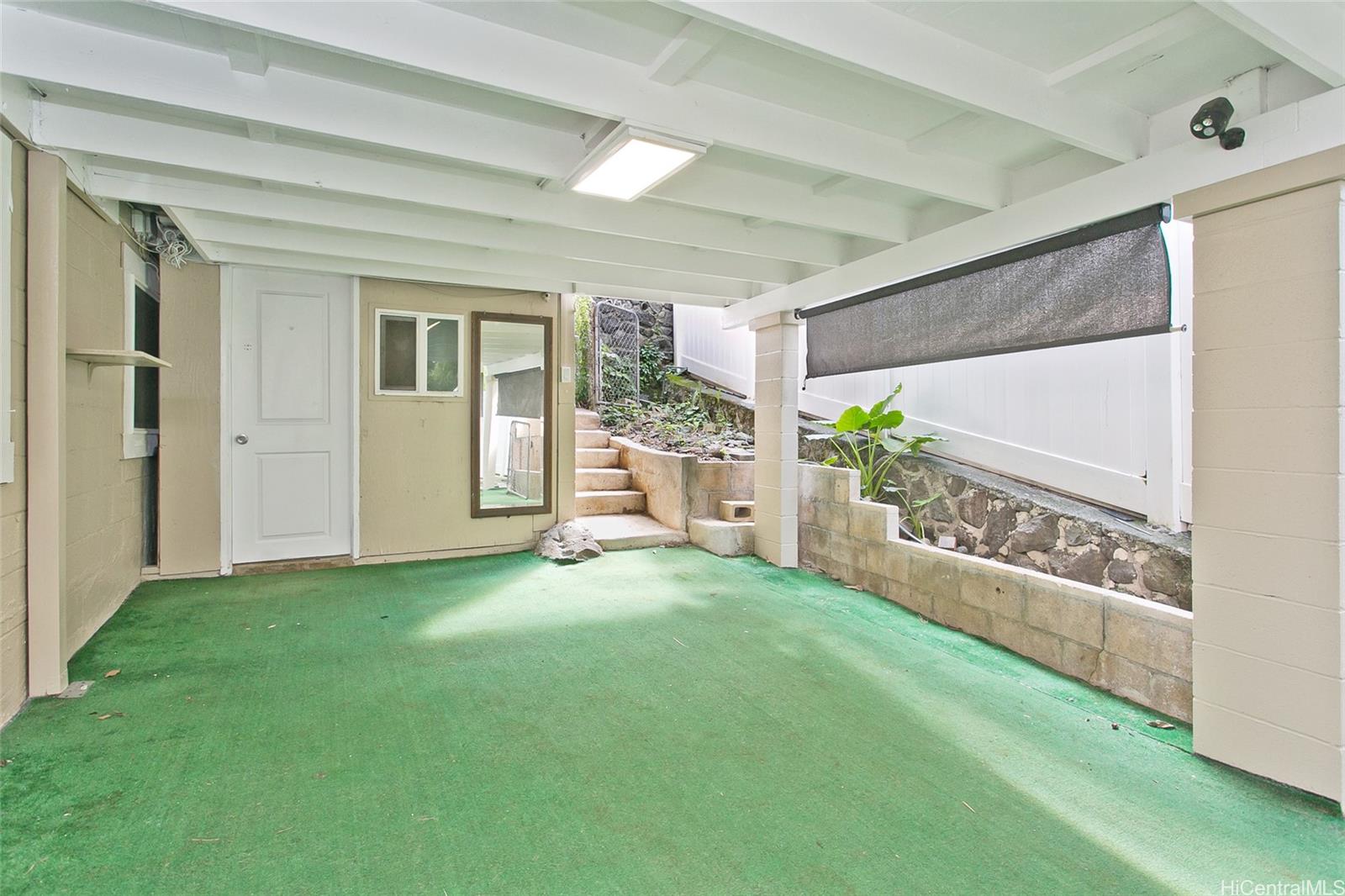 1740  Kamohoalii Street Kalihi-upper, Honolulu home - photo 12 of 25