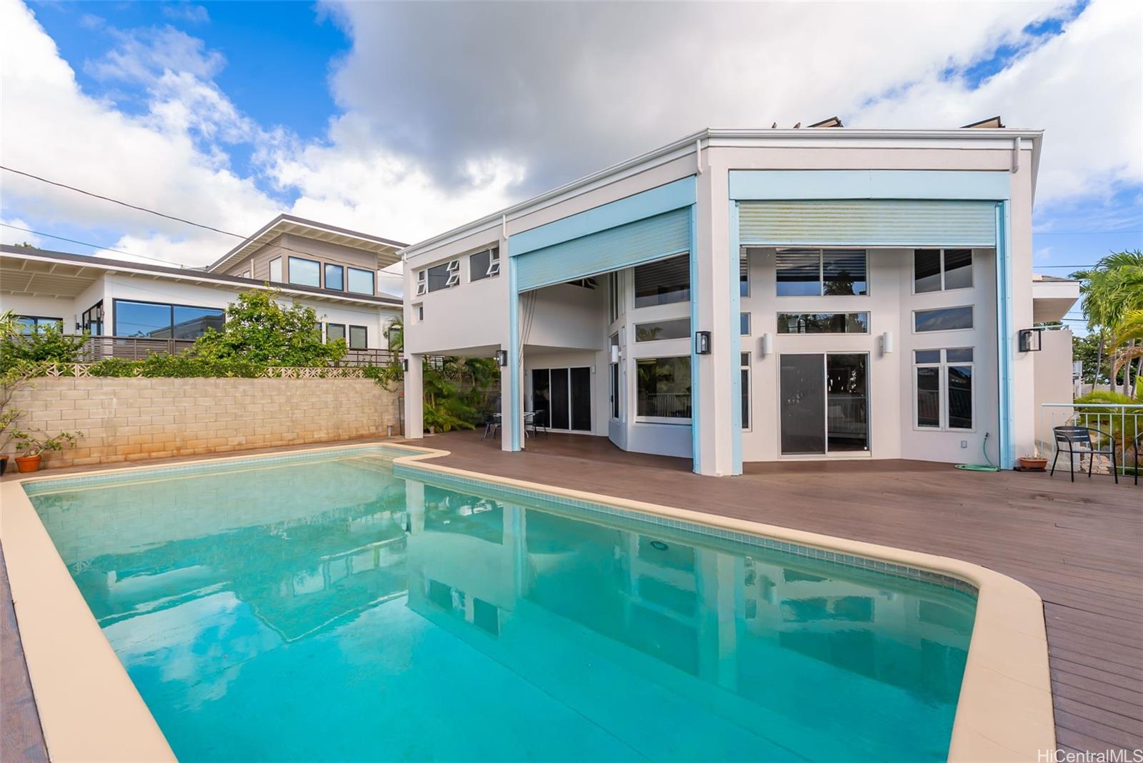 1740  Mikahala Way Wilhelmina, Diamond Head home - photo 11 of 15