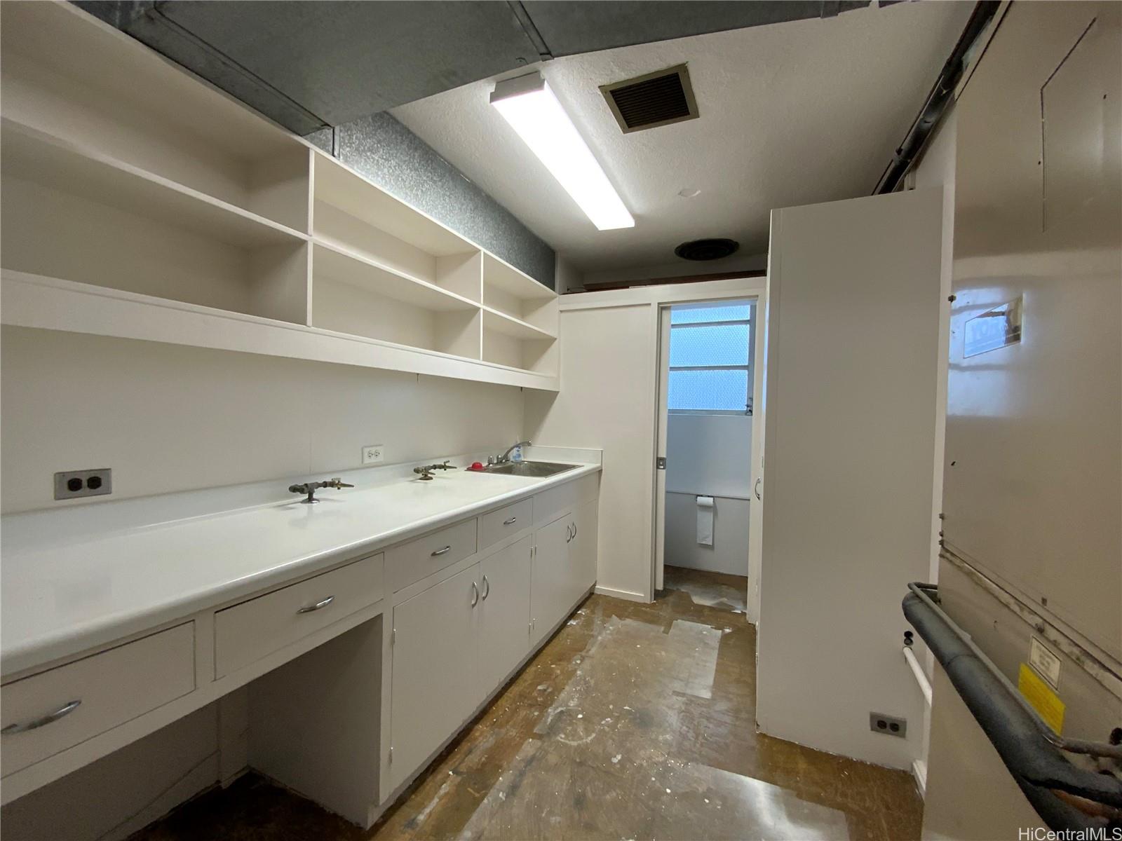 1741 Nuuanu Ave Honolulu Oahu commercial real estate photo12 of 14