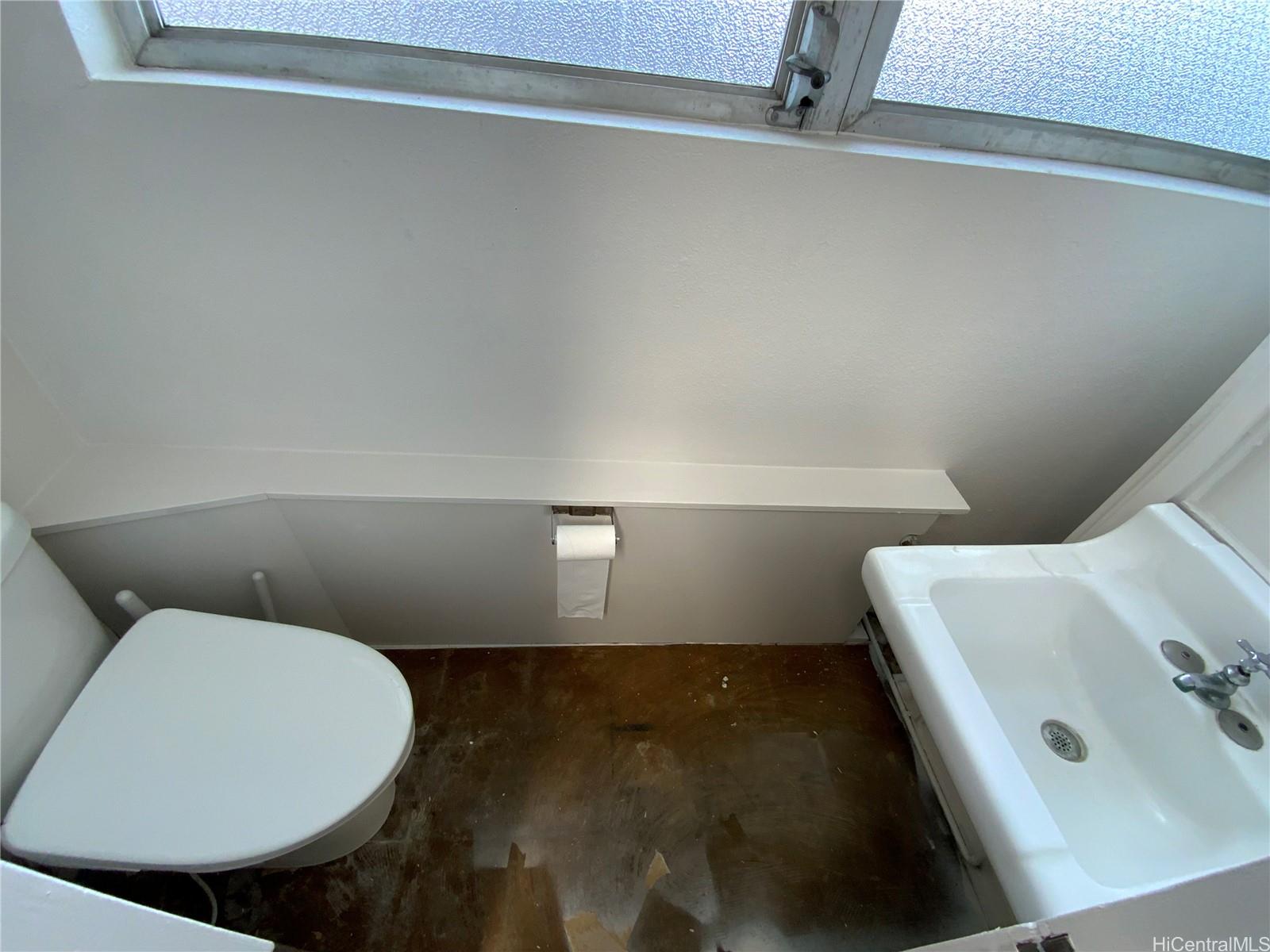 1741 Nuuanu Ave Honolulu Oahu commercial real estate photo13 of 14