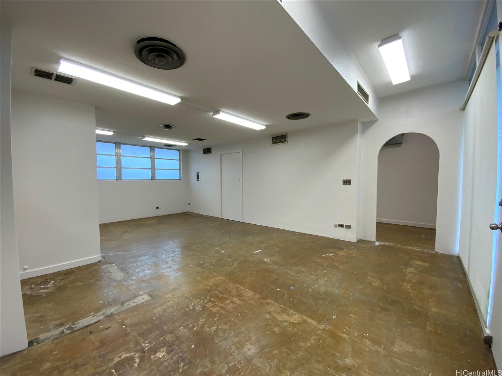 1741 Nuuanu Ave Honolulu Oahu commercial real estate photo3 of 14