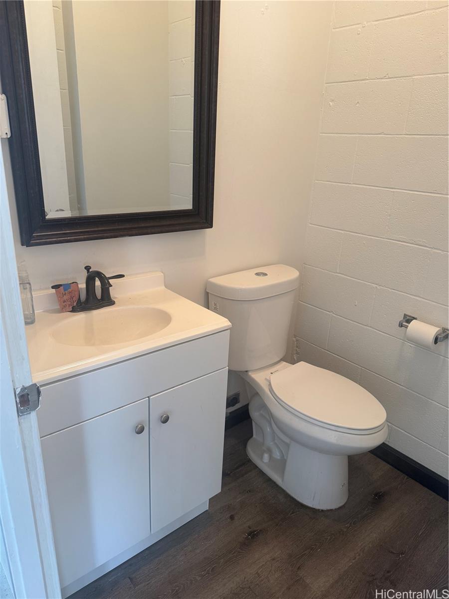 1744 Liliha St Honolulu Oahu commercial real estate photo4 of 4