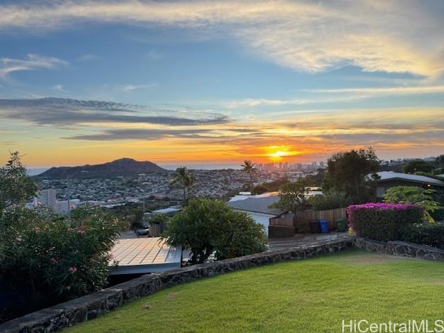 1747  Halekoa Drive Waialae Nui Rdge, Diamond Head home - photo 25 of 25